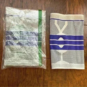 DocSleeves Knee Support brace XXL used to relieve knee pain. Set of two.